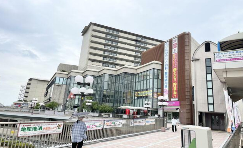 【兵庫県宝塚市】阪急逆瀬川駅前商業施設内クリニックフロア