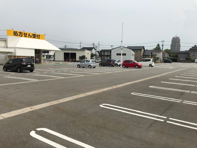 【富山市】スギ薬局赤江店 敷地内借地